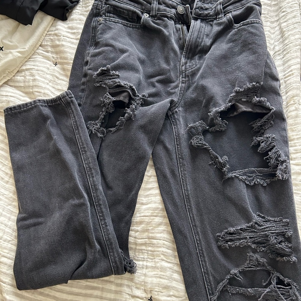 Black ripped jeans